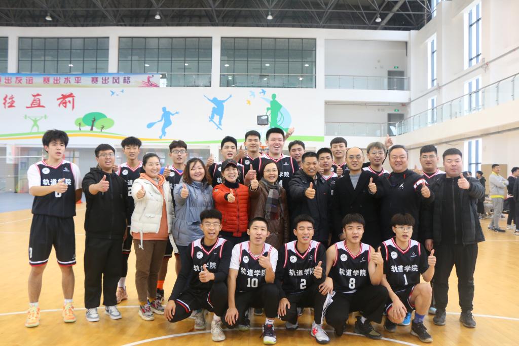 香港内部最准资料中特迎新杯篮球比赛获得冠军